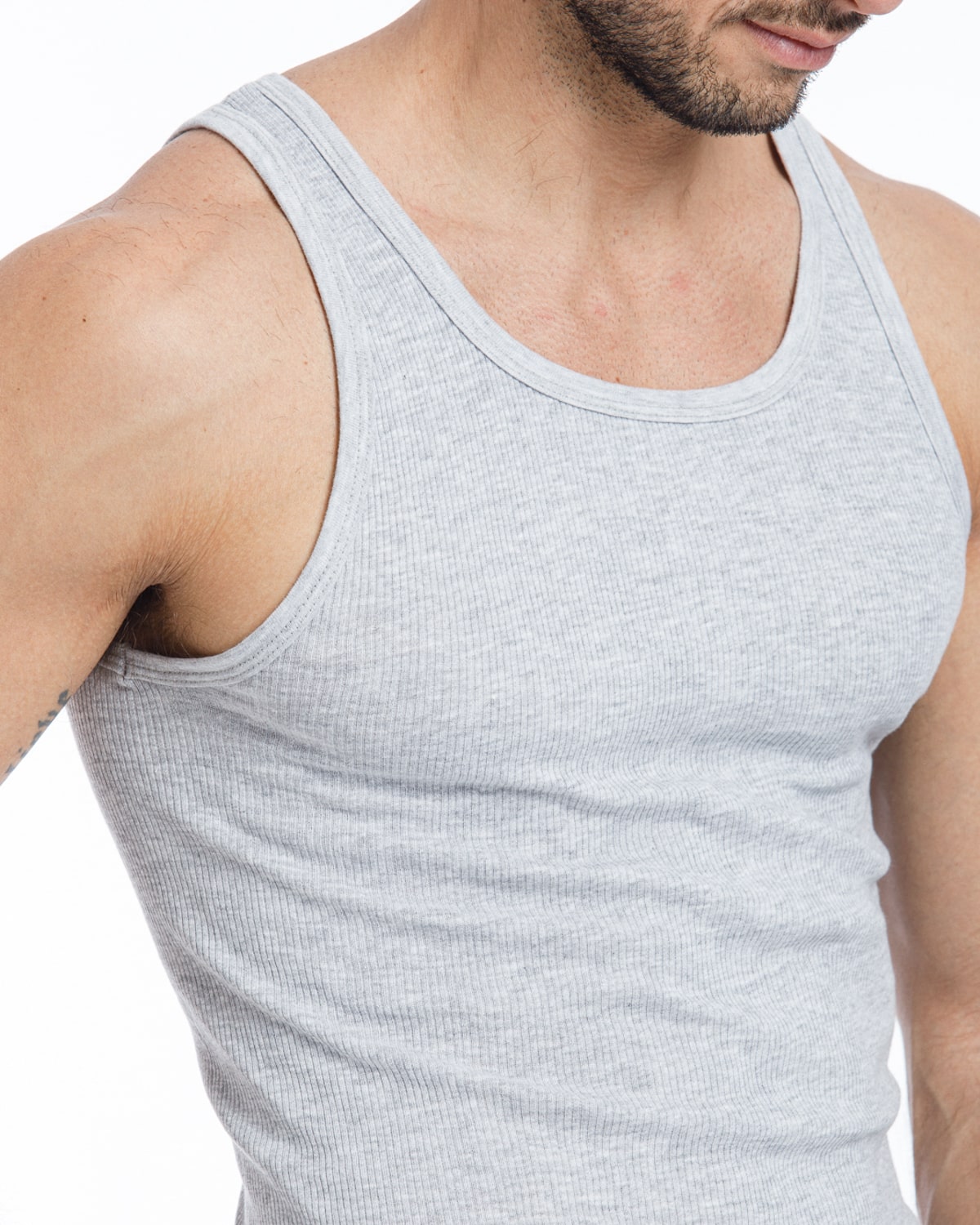 Camisetas musculosas 2025 para hombres